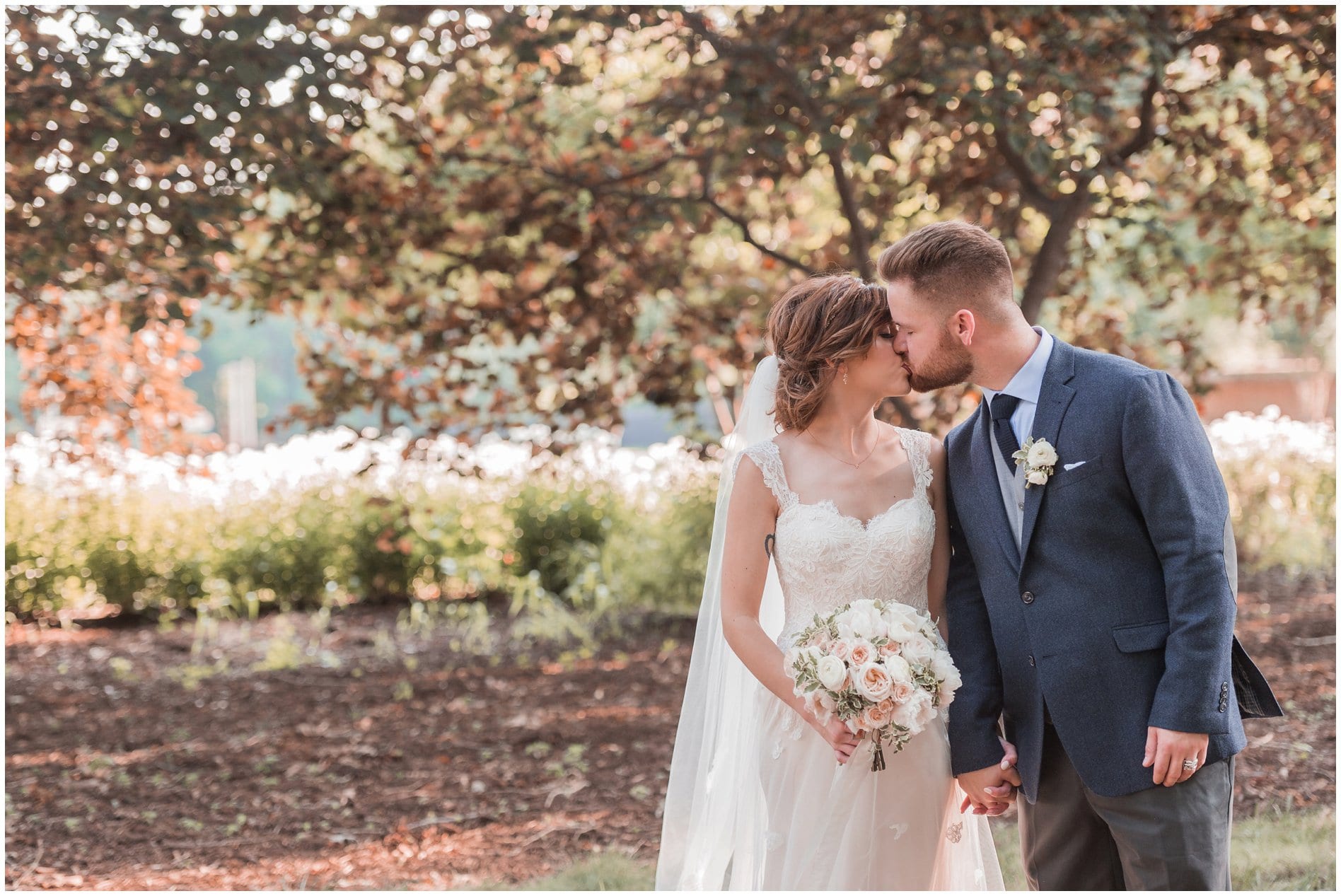 Vintage and Blush Wedding at Founders Inn and Regent (18)